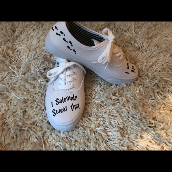 Handmade Harry Potter Shoes - Picture 6 of 6